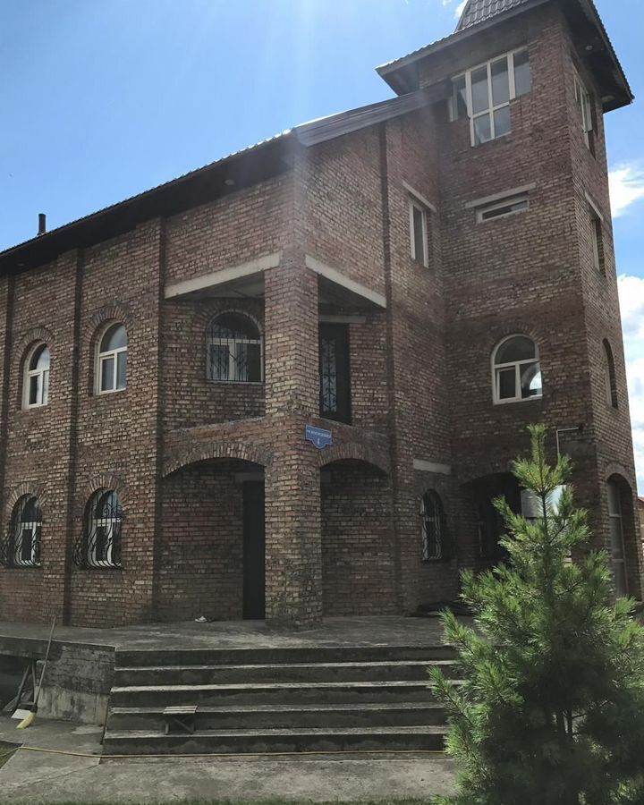 дом г Красноярск р-н Центральный ул Краснодонцев 4 фото 1