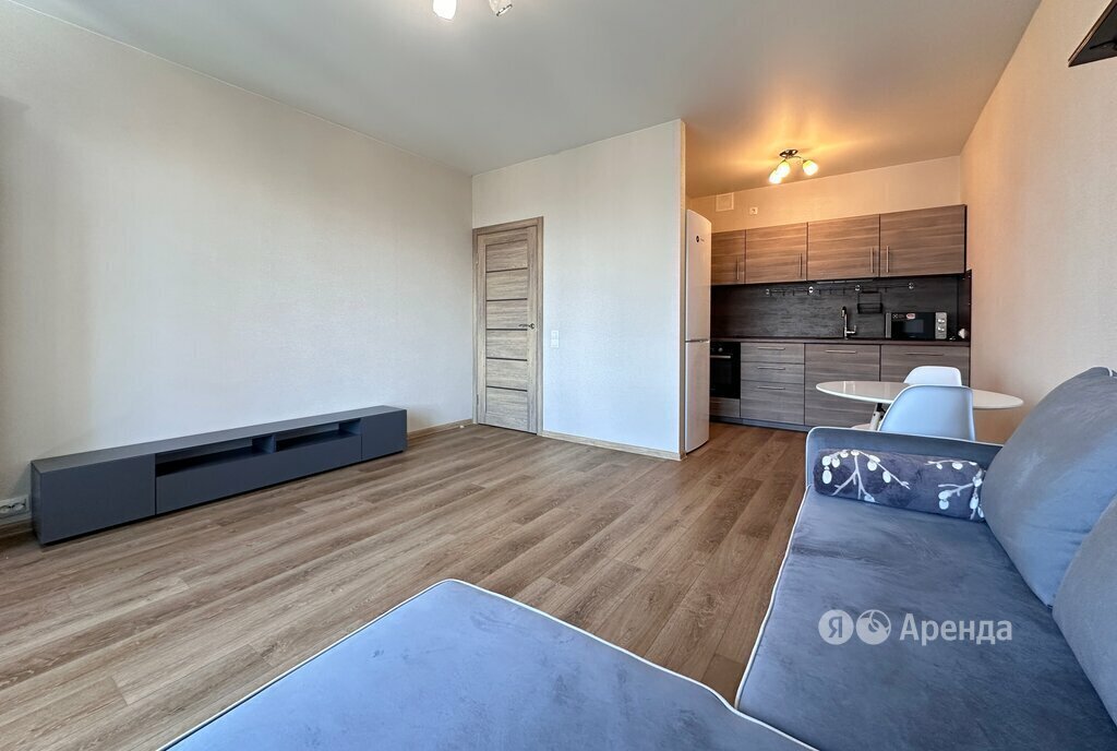 квартира г Санкт-Петербург ул Оптиков 34к/1 Беговая фото 2