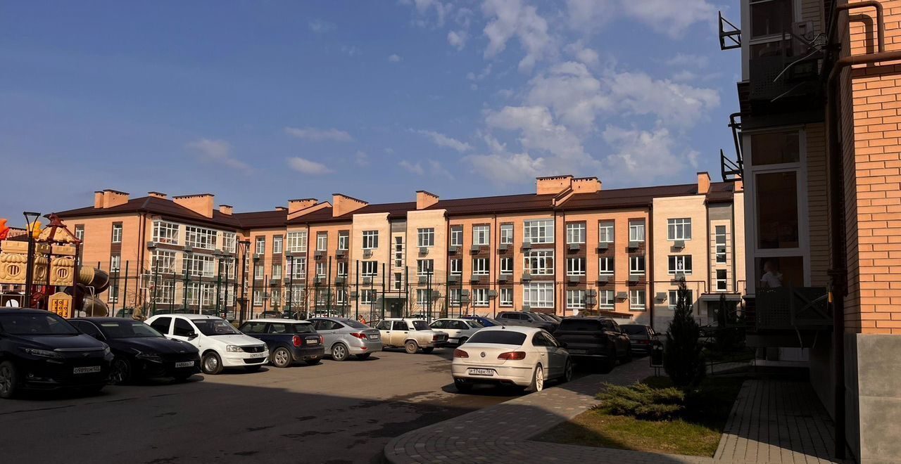 квартира р-н Аксайский г Аксай ул Речников 18к/3 фото 1