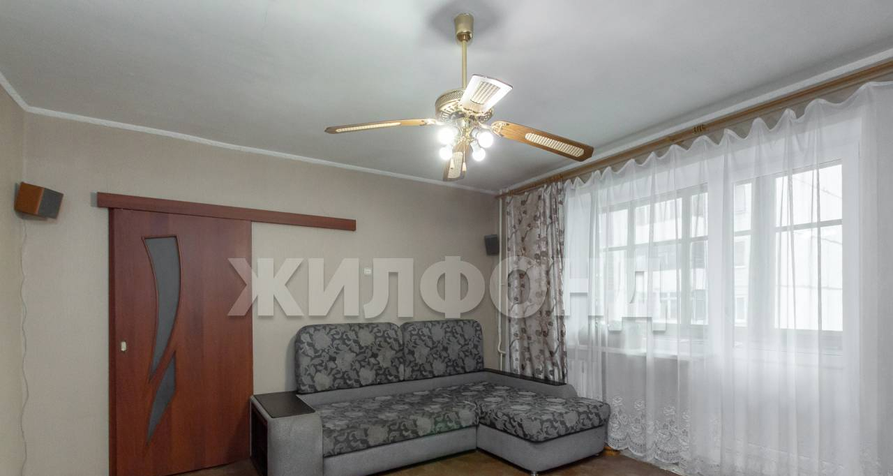 квартира г Барнаул Дальние Черёмушки ул Островского 8 фото 2