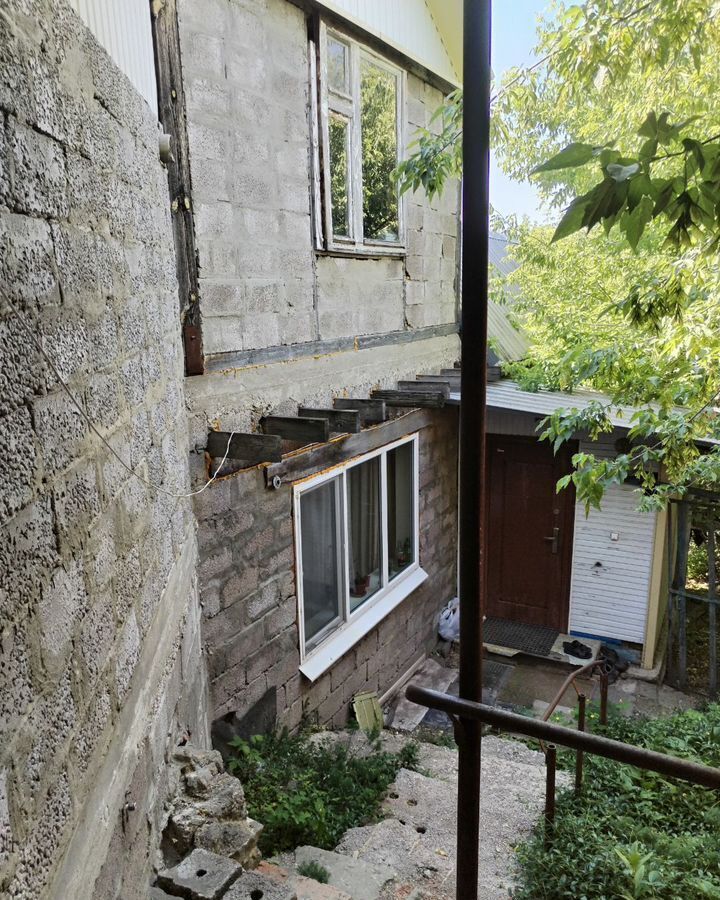 дом г Саратов р-н Заводской мкр-н Юриш, 5-я линия, 1 фото 1