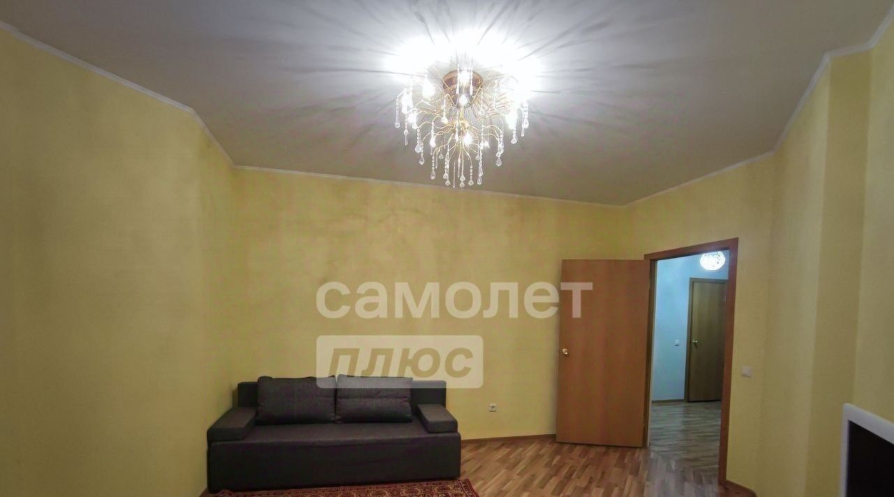 квартира г Сургут ул Игоря Киртбая 18 37-й фото 2