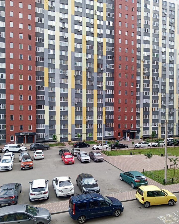 квартира г Воронеж р-н Железнодорожный ул Федора Тютчева 93/3 фото 1