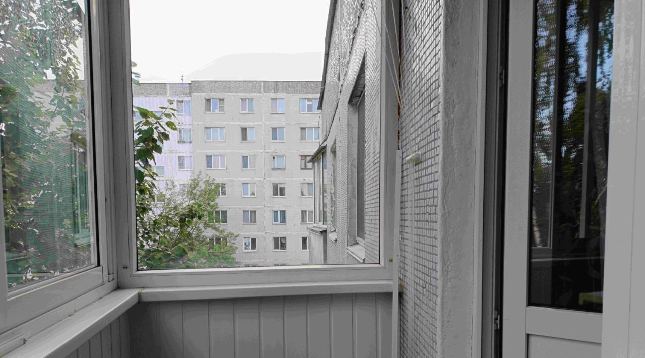 квартира г Смоленск р-н Промышленный ул Петра Алексеева 12 фото 6