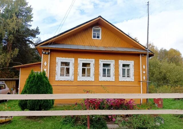 д Лесуково Белозерск фото