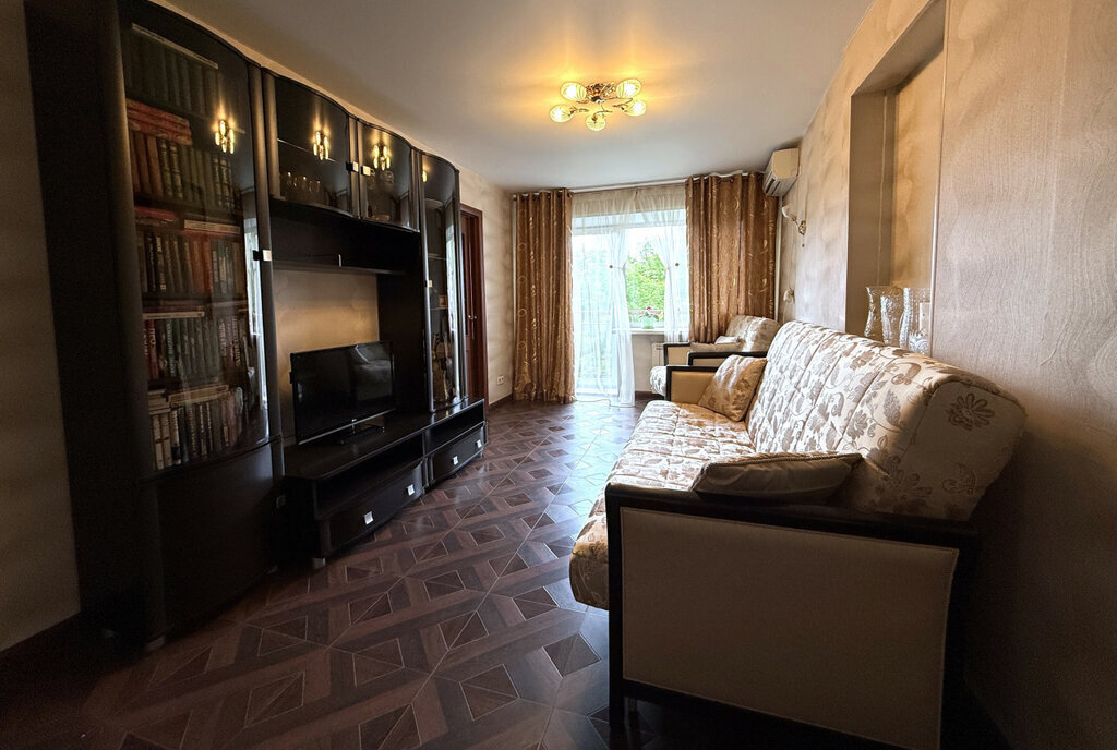 квартира г Екатеринбург Динамо улица Короленко, 10А фото 1