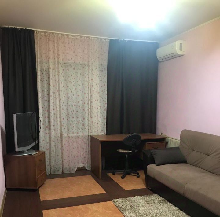 квартира г Астрахань р-н Кировский ул Куликова 79к/3 фото 1