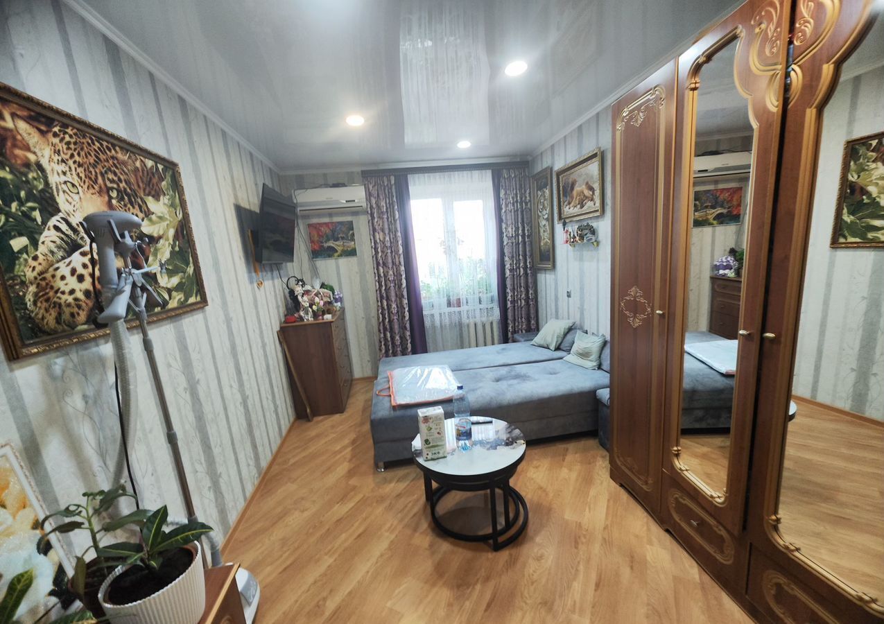 комната г Краснодар п Российский ул им. Комарова В.М. 19 р-н Прикубанский фото 11