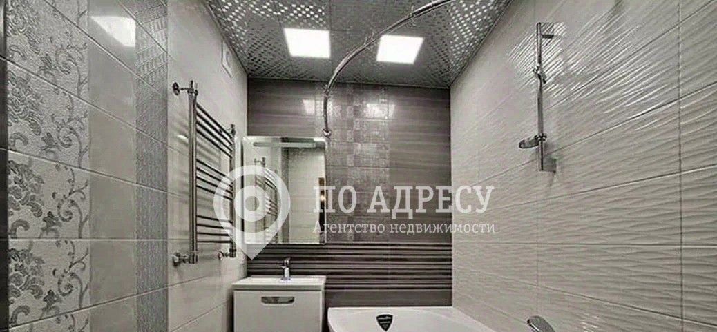 квартира г Саратов р-н Октябрьский ул им Симбирцева В.Н. 40 фото 3