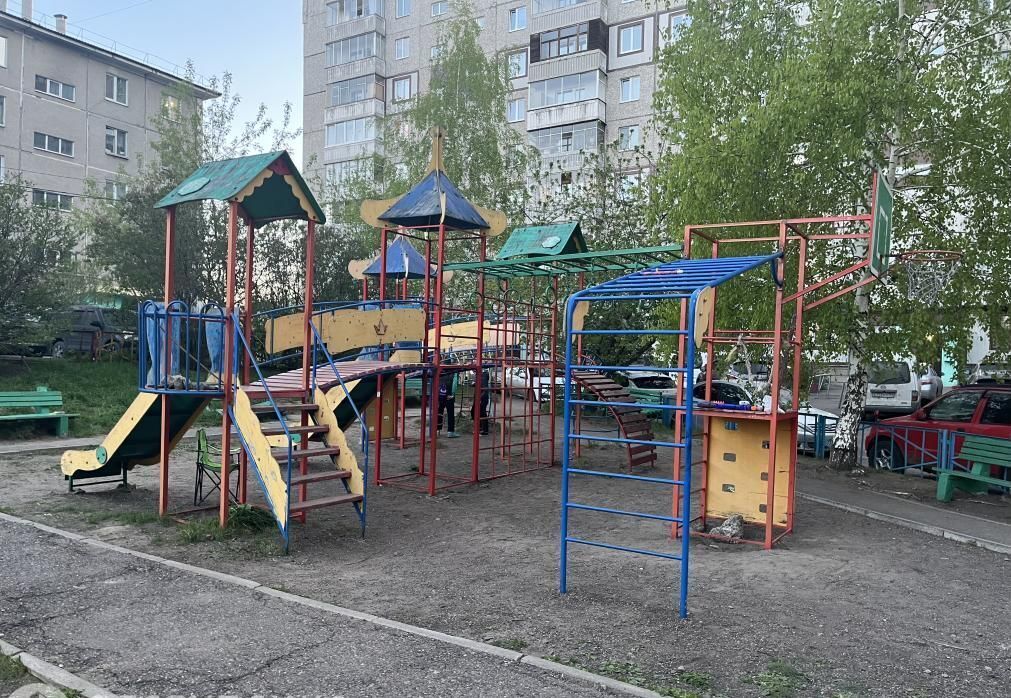 квартира г Красноярск р-н Октябрьский ул Сады 2 фото 4