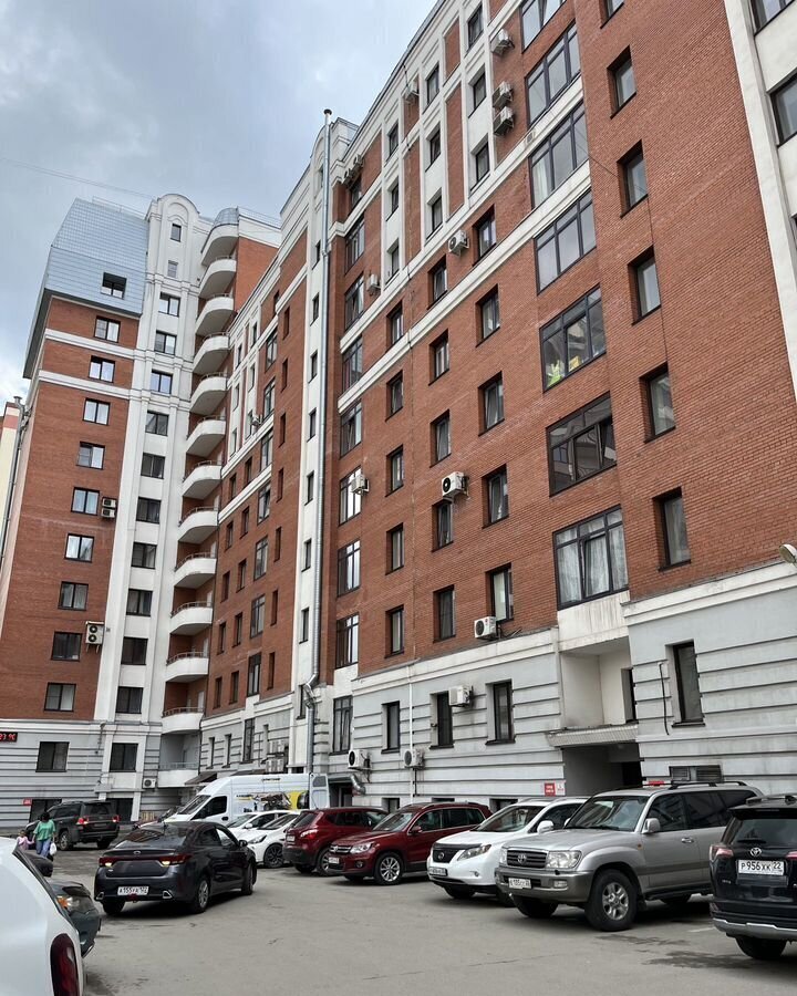 квартира г Барнаул р-н Центральный пр-кт Комсомольский 40 фото 1