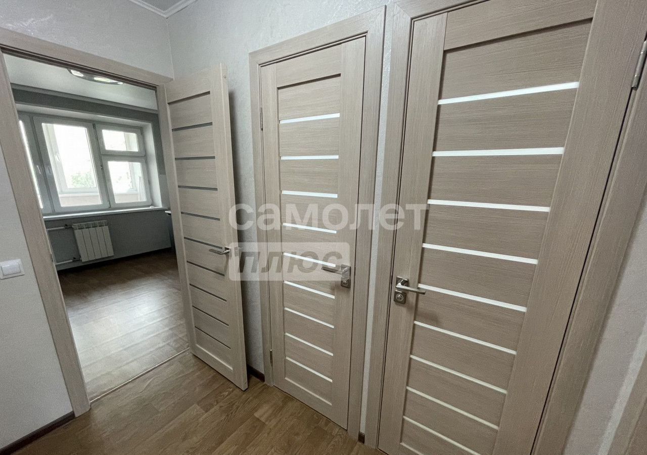 квартира г Челябинск р-н Калининский ул Молодогвардейцев 70 фото 12