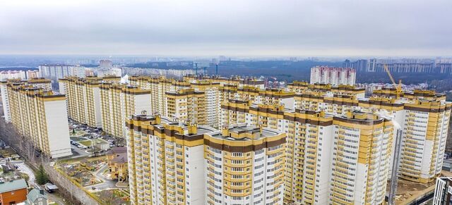 р-н Центральный ул Летчика Филипова 4 фото