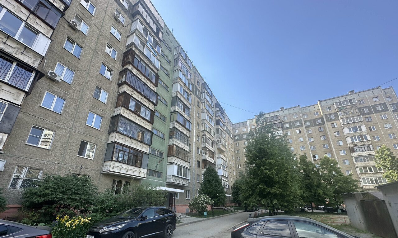 квартира г Челябинск ул Братьев Кашириных 134а фото 1