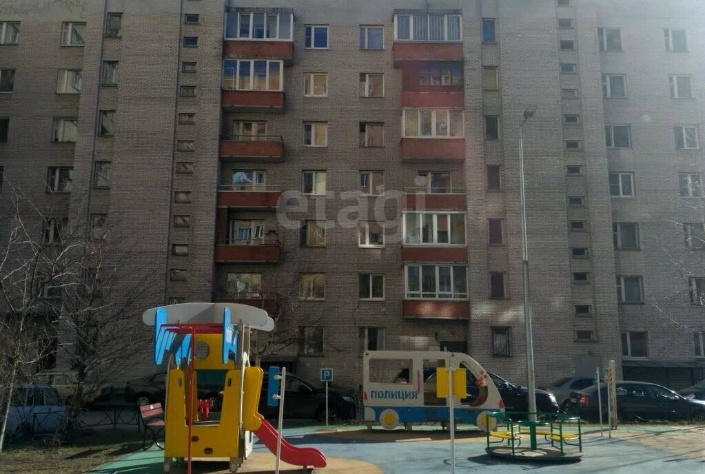 квартира г Санкт-Петербург метро Купчино ул Типанова 32к/3 фото 14