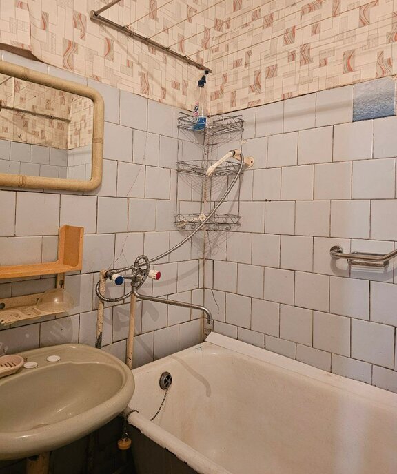 квартира г Ангарск мкр 12а 10 фото 8