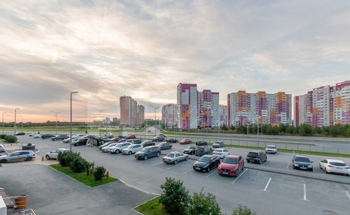 квартира г Тюмень р-н Калининский ул Фармана Салманова 6 фото 18