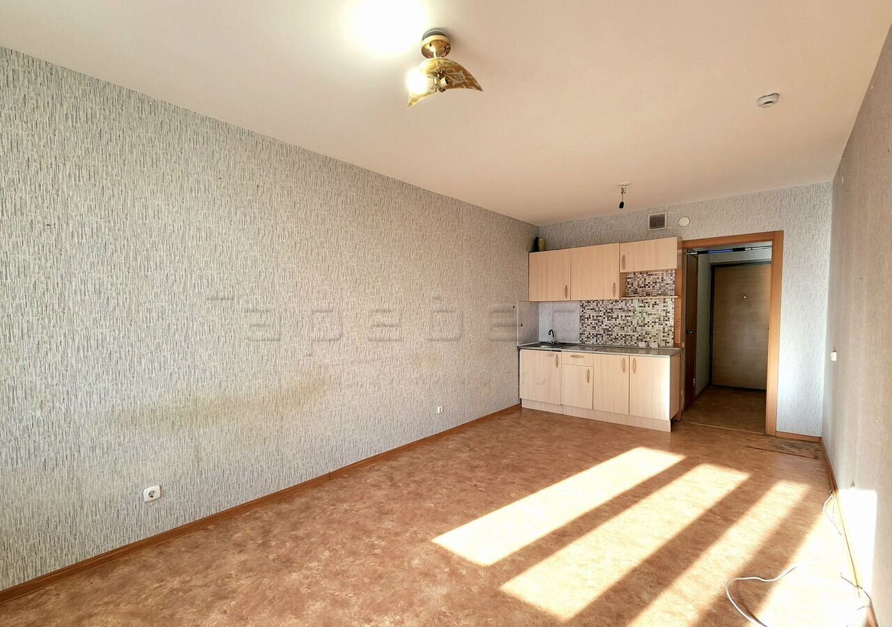 квартира г Красноярск р-н Свердловский ул Карамзина 6 фото 2