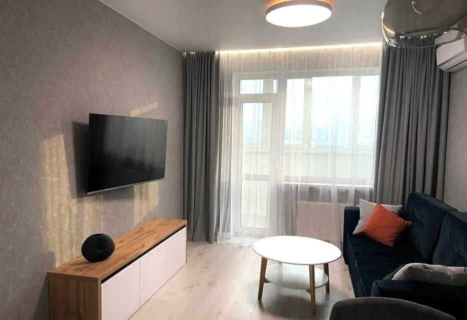 квартира г Екатеринбург р-н Орджоникидзевский Уралмаш ул Калинина 3 фото 2