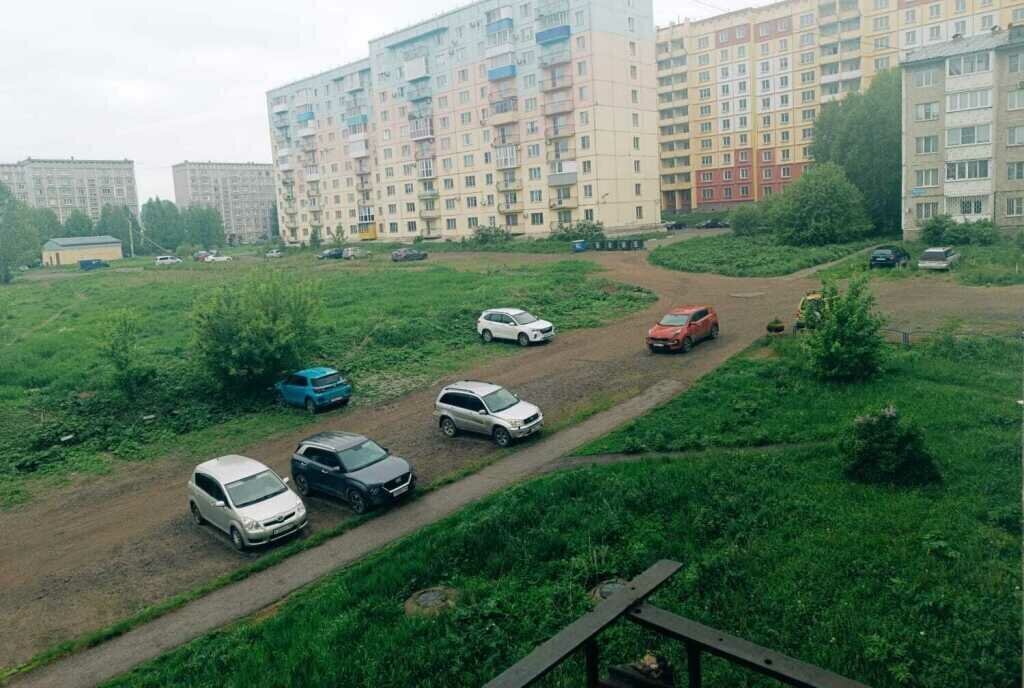 квартира г Новокузнецк р-н Новоильинский ул 11 Гвардейской Армии 5 фото 13