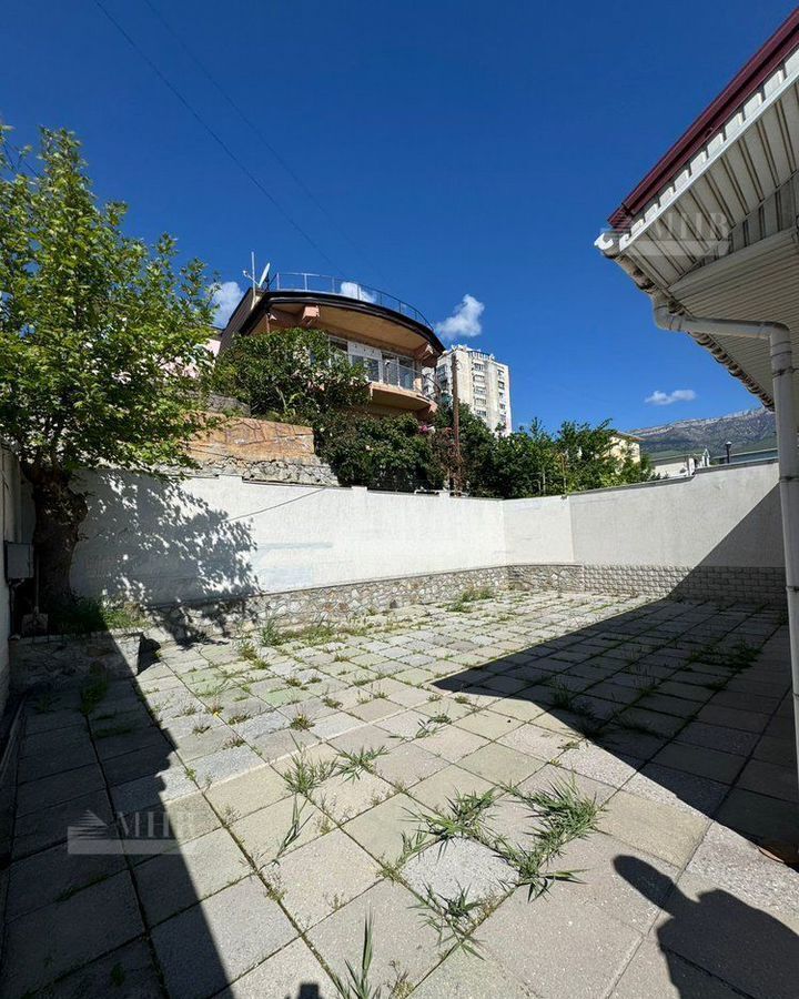 дом г Ялта ул Ореховая 12 фото 2