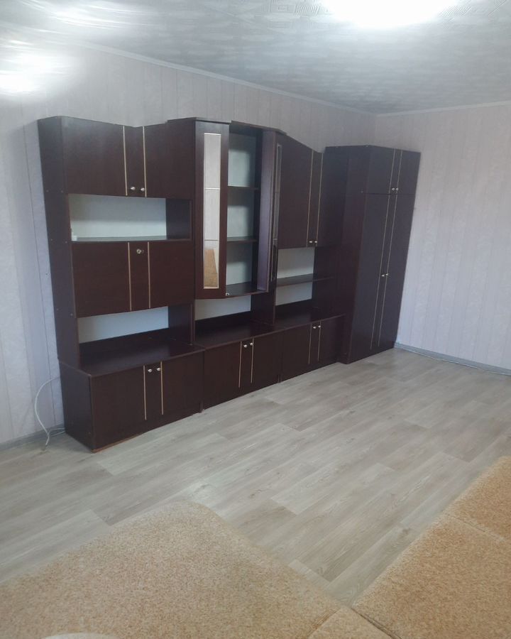 квартира г Новоуральск ул Октябрьская 6 фото 2