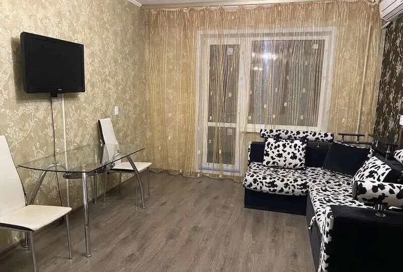 квартира г Барнаул р-н Железнодорожный ул Молодежная 47 фото 1