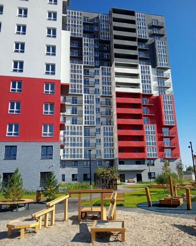 квартира р-н Калининский ул Краснооктябрьская 16 корп. 1 фото