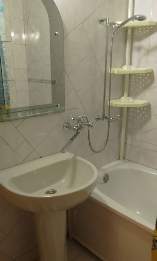 квартира г Волгоград р-н Дзержинский ул Космонавтов 61 фото 13