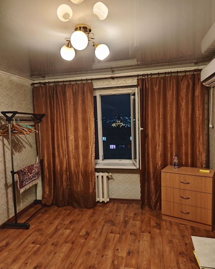 квартира г Новороссийск р-н Восточный ул Аршинцева 25а фото 1