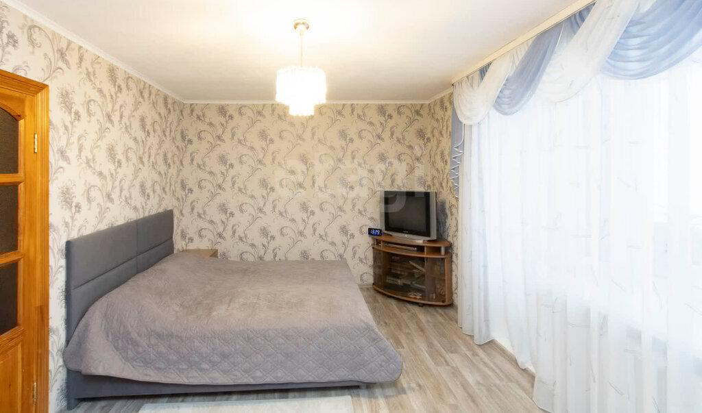 квартира г Тюмень ул Циолковского 15а фото 1