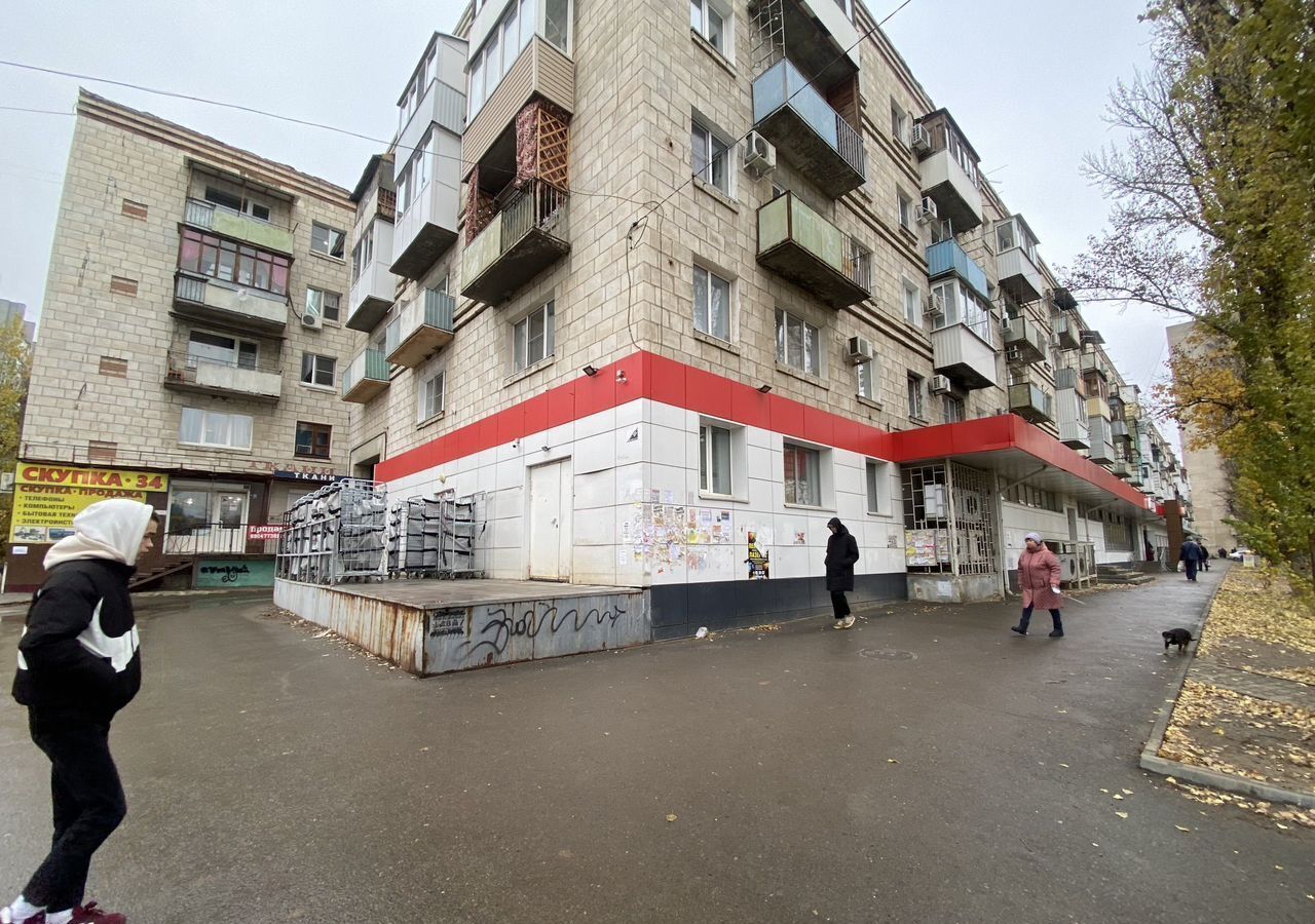 торговое помещение г Волгоград р-н Кировский ул 64-й Армии 121 фото 3