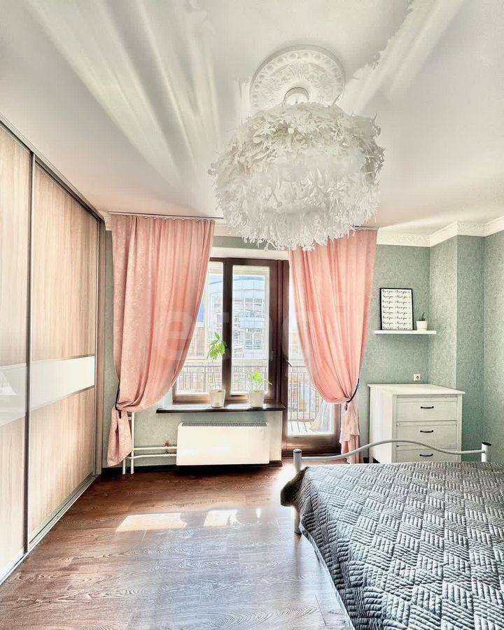 квартира г Красноярск р-н Советский ул Молокова 1к/3 фото 1