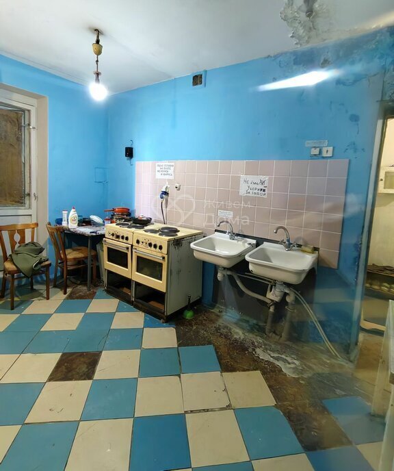 комната г Волгоград р-н Тракторозаводский ул им. Дегтярева 1 фото 5