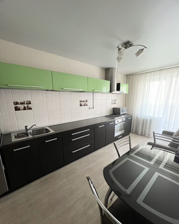квартира г Саратов р-н Кировский Солнечный 2 ул им Батавина П.Ф. 12 фото 3