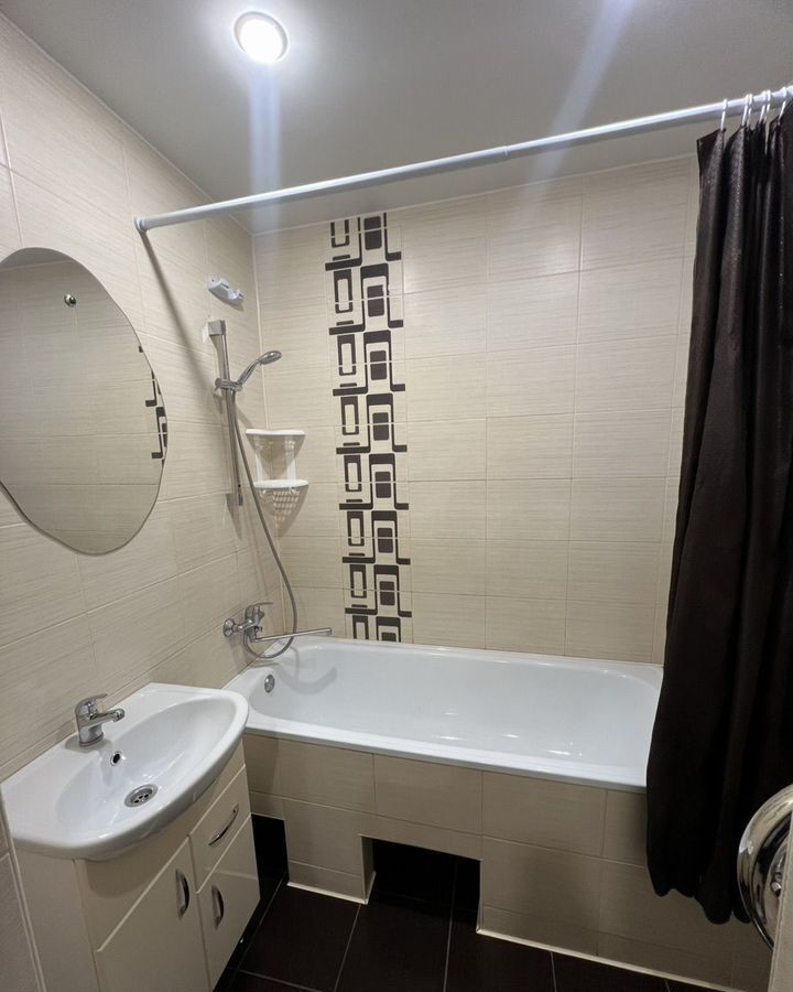 квартира г Саратов р-н Кировский Солнечный 2 ул им Батавина П.Ф. 12 фото 9