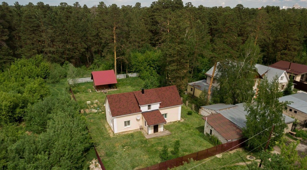 дом г Барнаул р-н Центральный ул Кутузова 18к фото 1