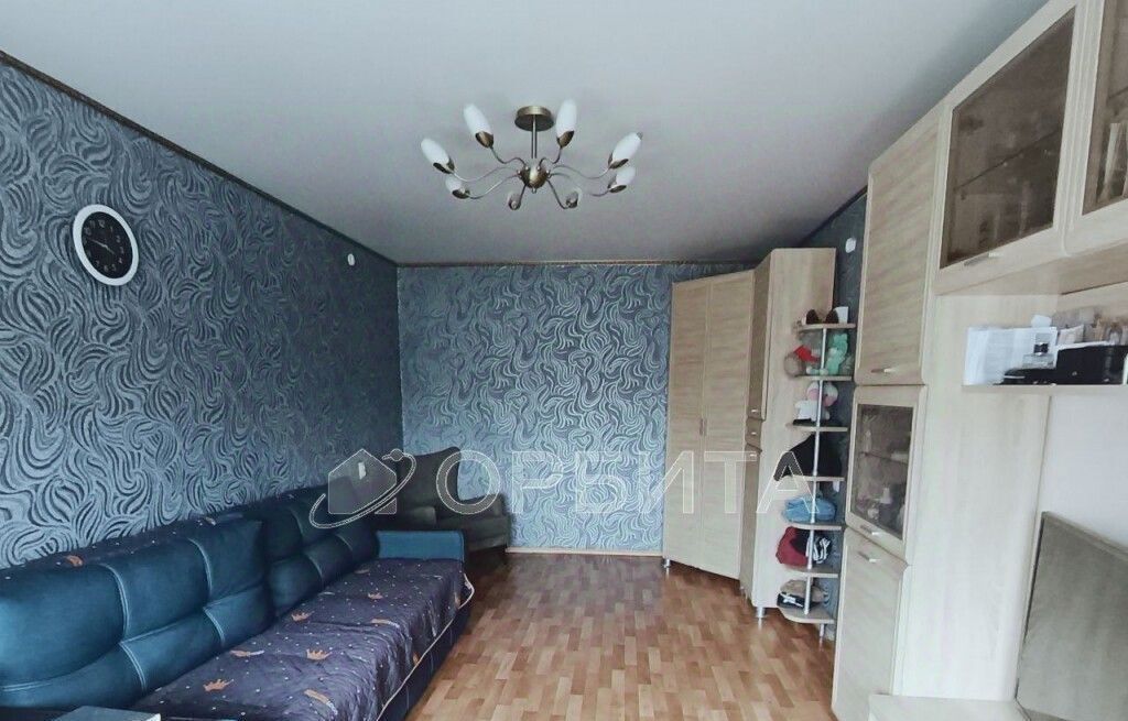 комната г Тюмень р-н Калининский ул Волгоградская 70 фото 2