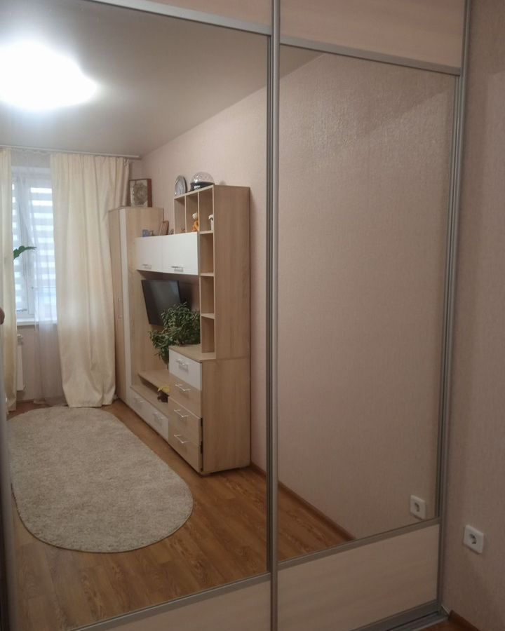 квартира г Волгоград р-н Советский ул им. Грибанова 19а фото 4
