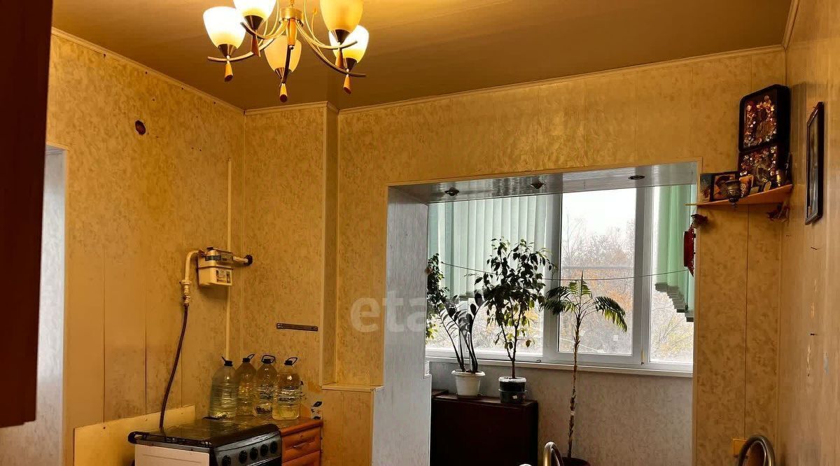 квартира г Астрахань р-н Кировский ул Бориса Алексеева 51к/1 фото 4