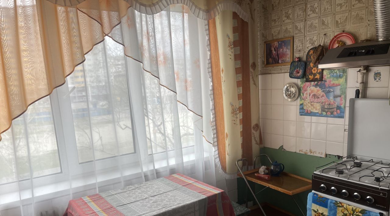 квартира г Брянск р-н Володарский ул Есенина 14 фото 6