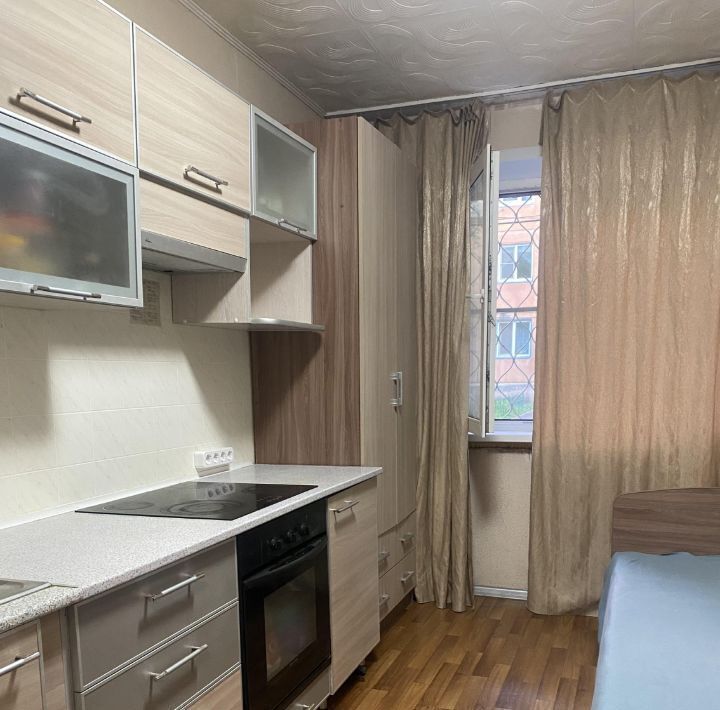 квартира г Красноярск р-н Кировский ул Коммунальная 4 фото 1