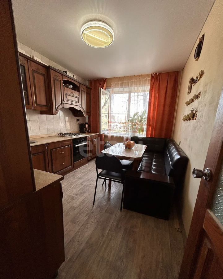 квартира г Астрахань р-н Трусовский пер Ленинградский 68к/1 фото 1