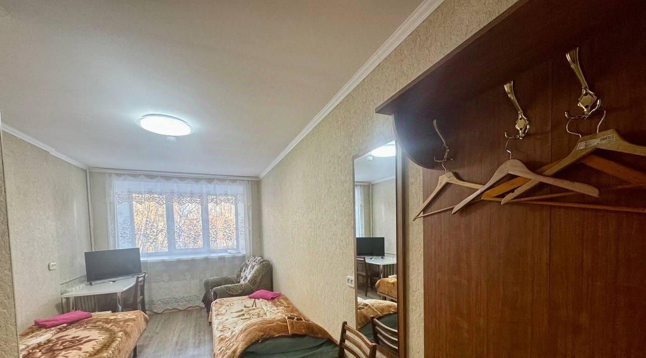 комната р-н Режевской г Реж ул 8 Марта 23 фото 1