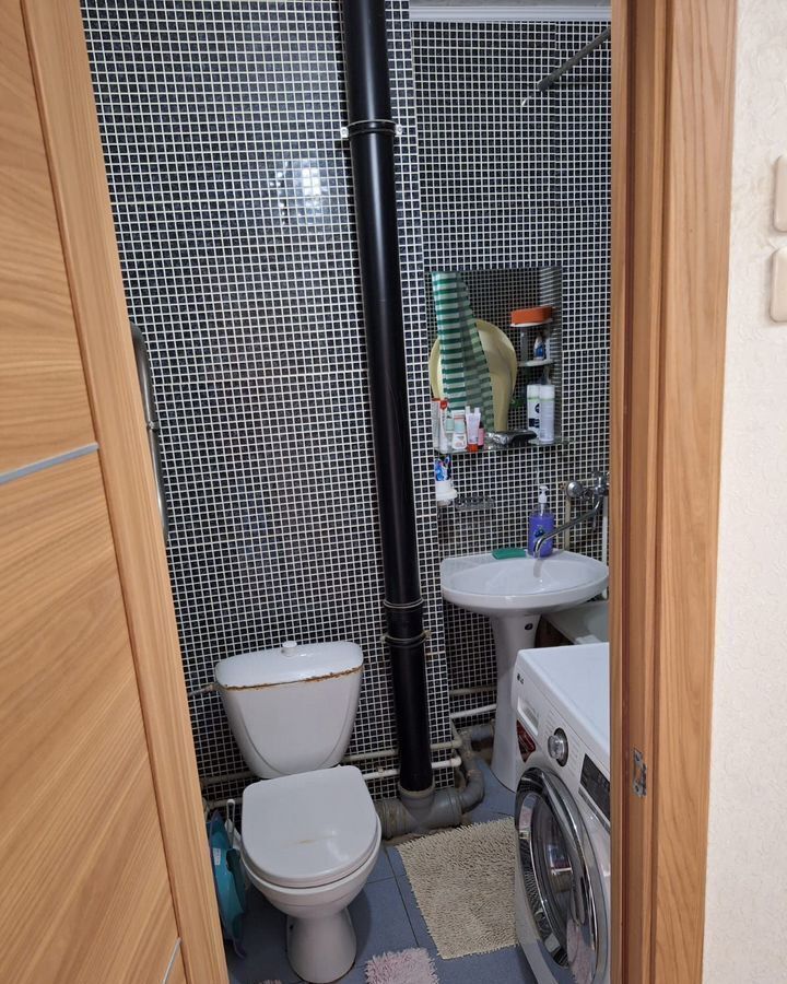 квартира г Великий Новгород Западный ул Кочетова 10к/3 фото 7
