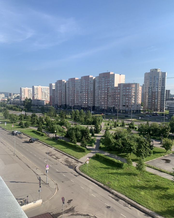 квартира г Новокузнецк р-н Центральный пр-т Н. С. Ермакова, 1 фото 33
