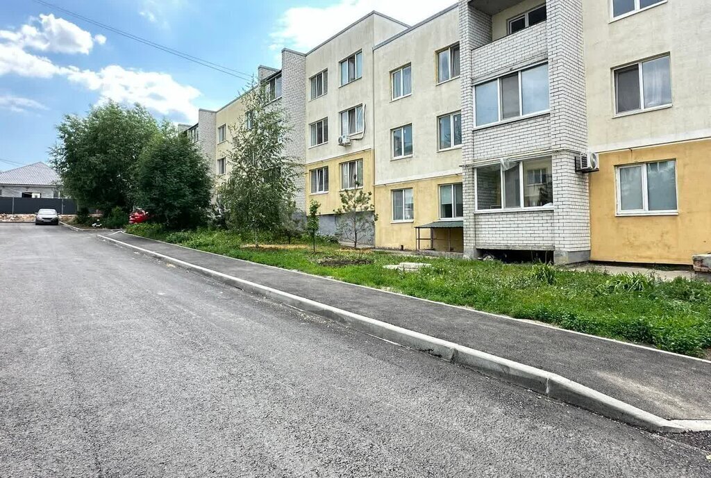 квартира г Саратов р-н Волжский пр-д 1-й им Скоморохова Н.М. 28б фото 10