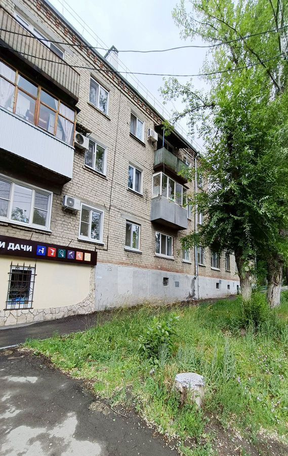 квартира г Саратов р-н Заводской ул им Азина В.М. 10 фото 1