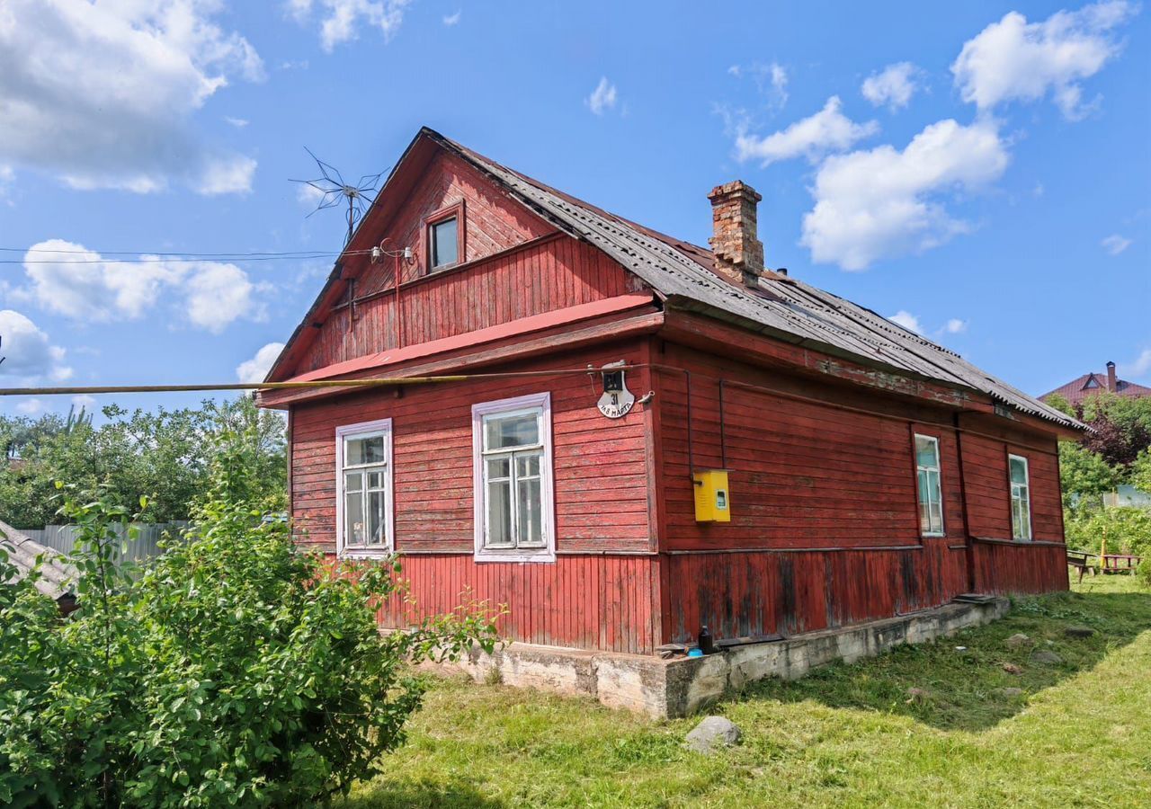 дом г Великие Луки ул 8 Марта 31 фото 1