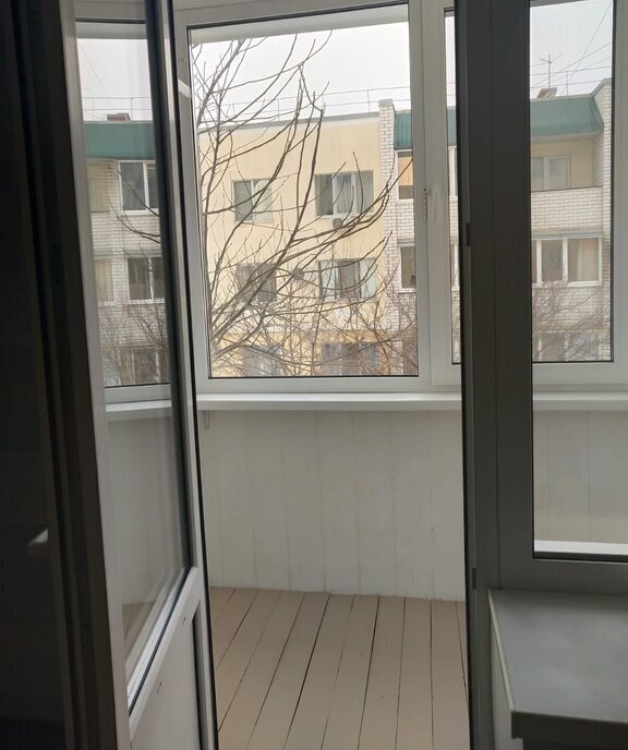 квартира г Саратов р-н Волжский ул им Исаева Н.В. 46а фото 19